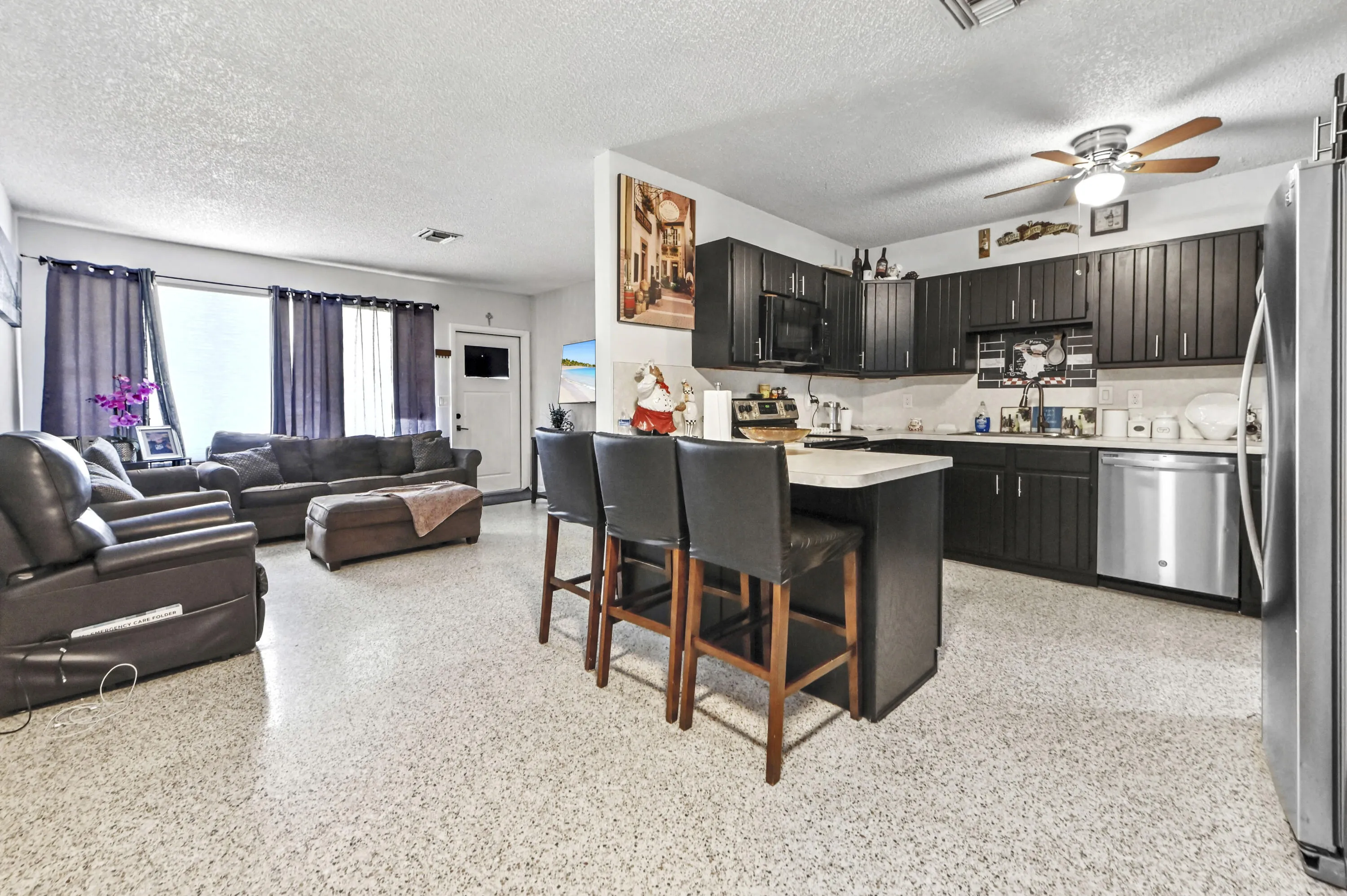 07 Kitchen 02