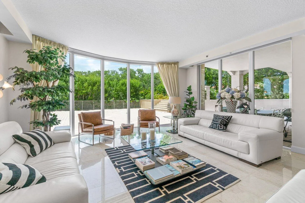 052-3720SouthOceanBoulevard-HighlandBeac