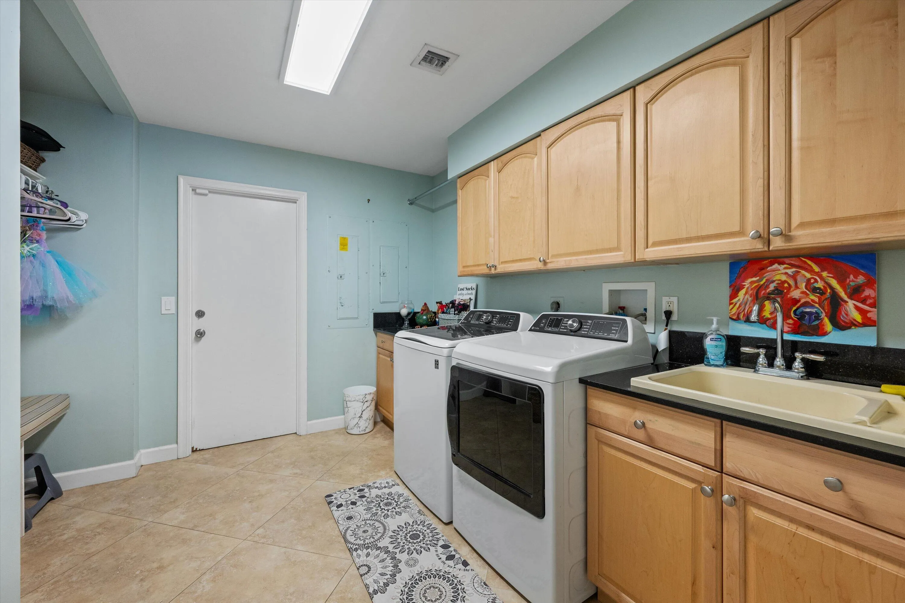 Property photo 50