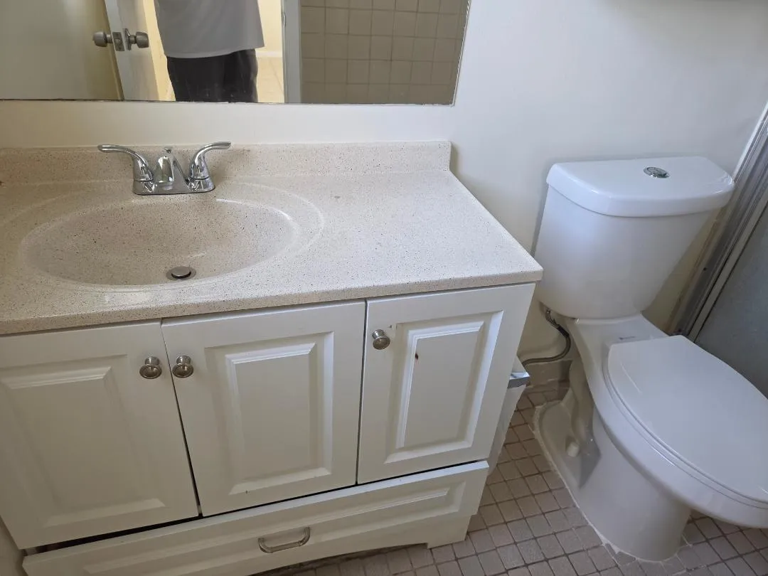1820 N LAUDERDALE #3404 BATHROOM 1