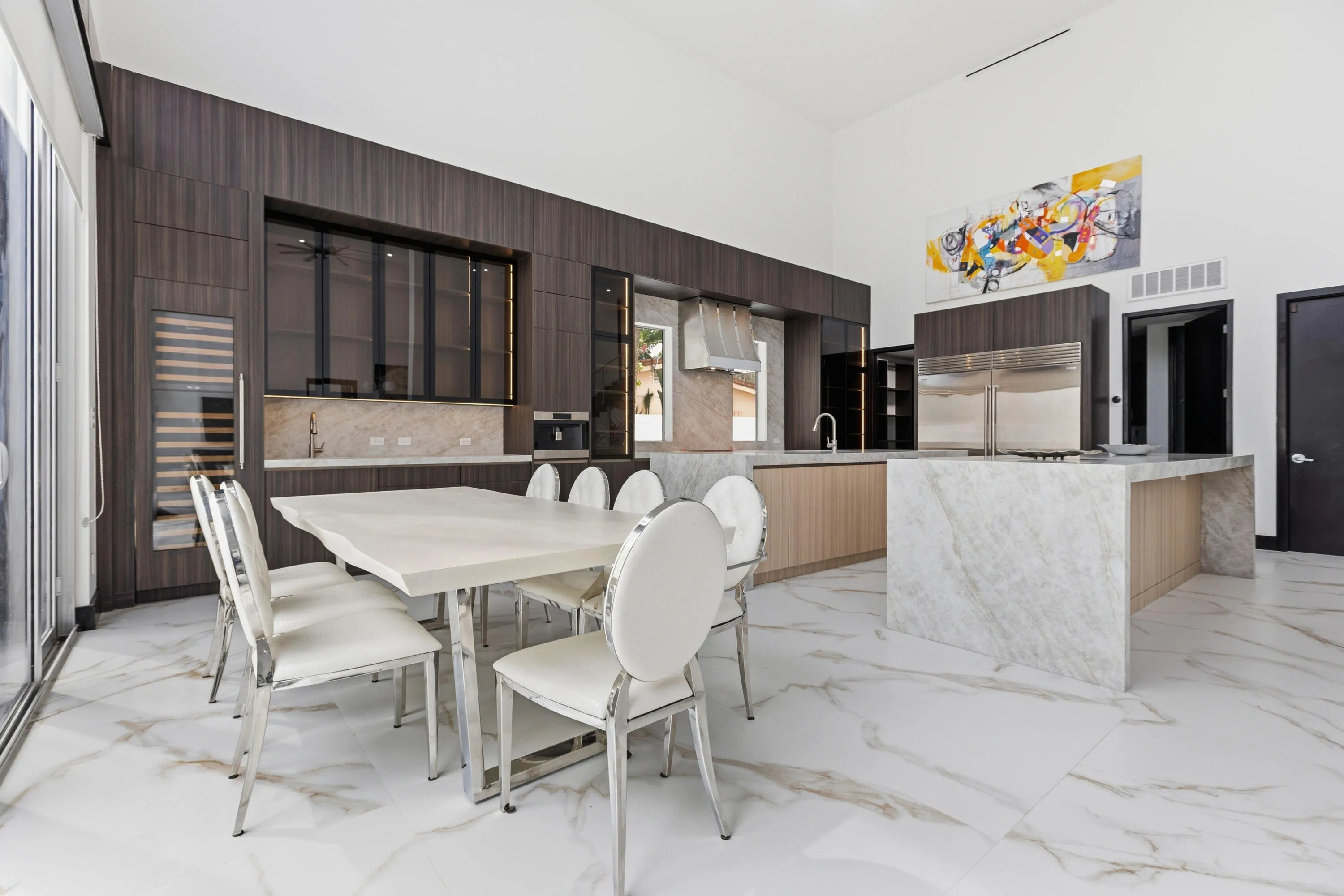 284 NE 7th Street-0423