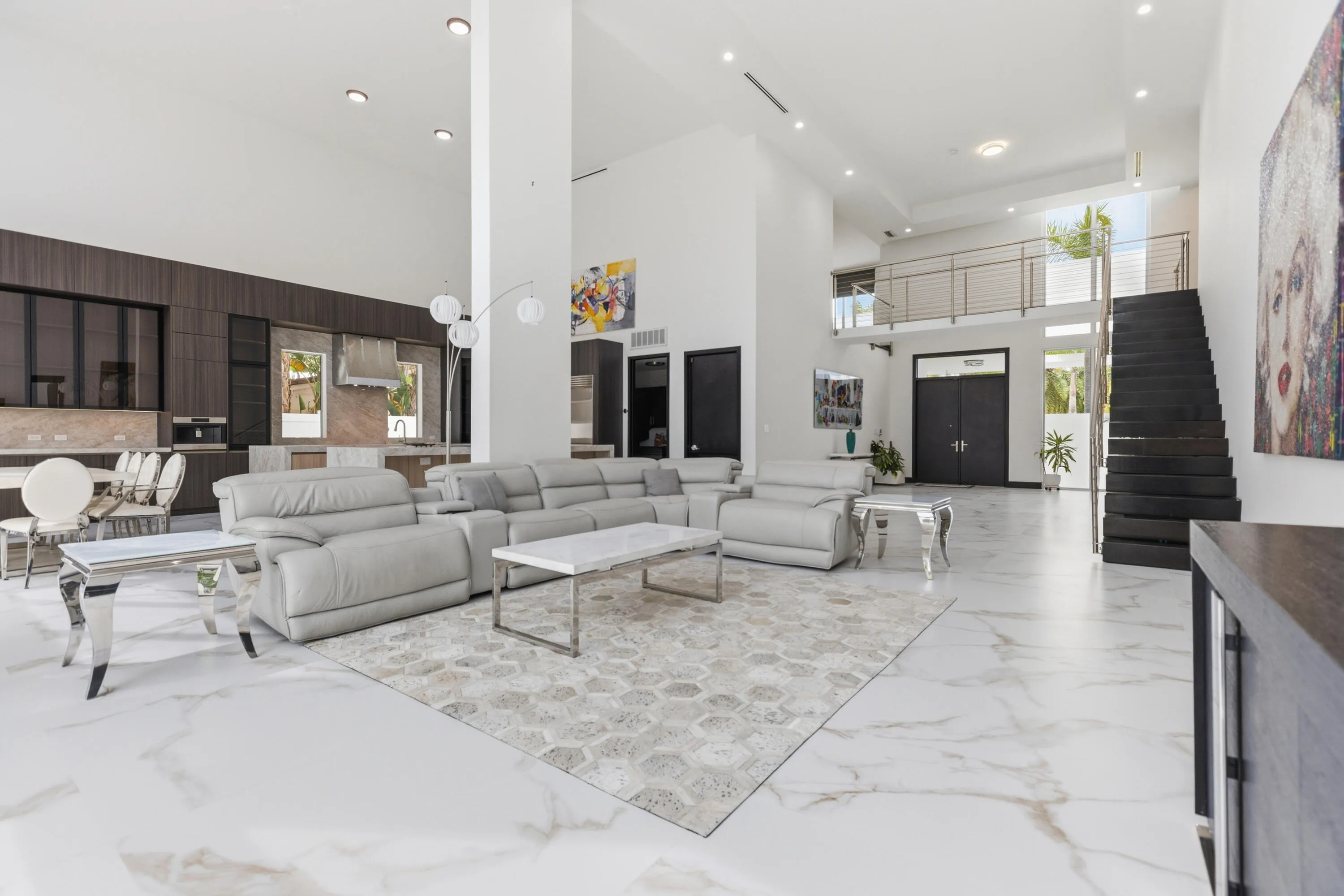284 NE 7th Street-0311