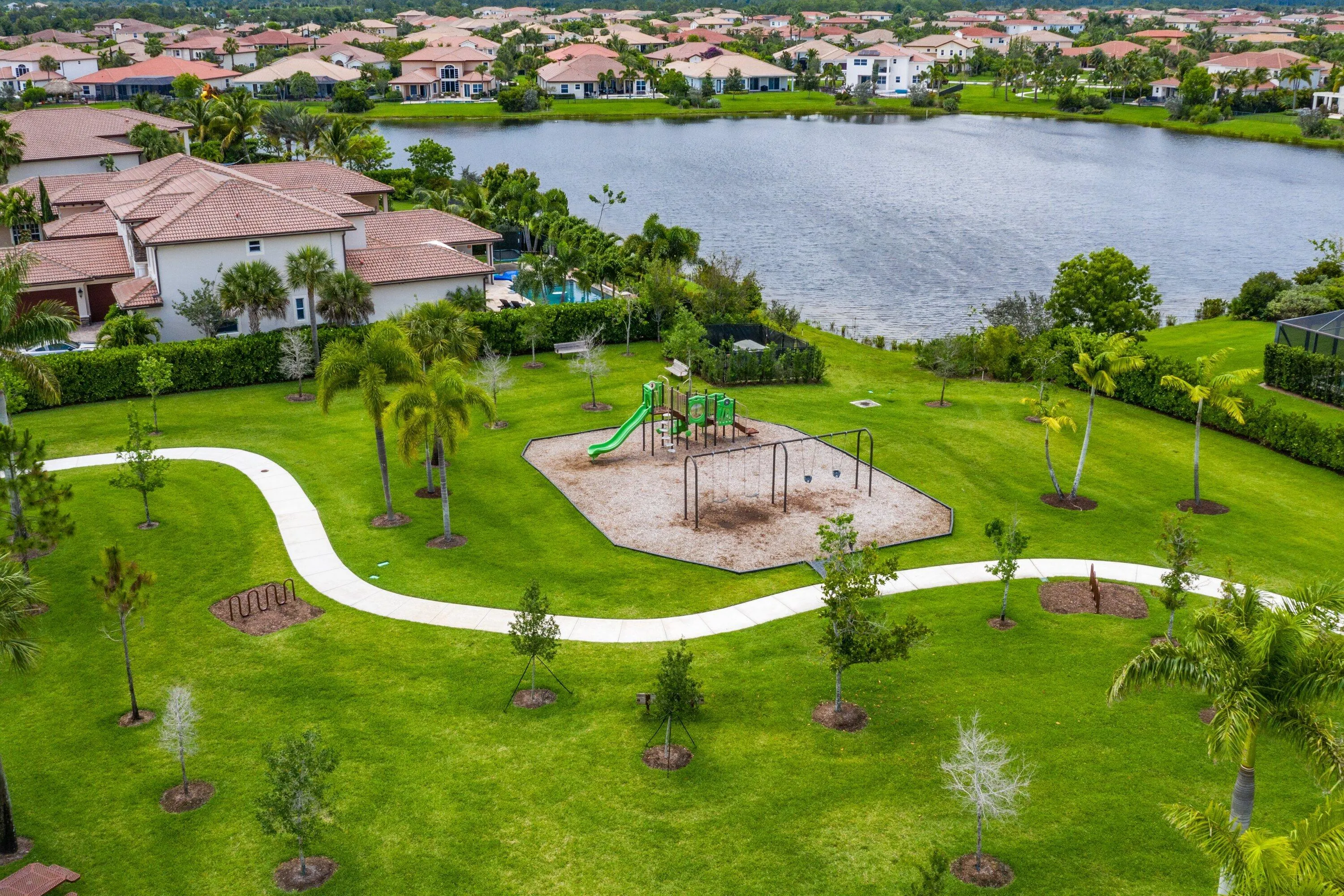 071-141UmbrellaPlace-Jupiter-FL-33458-SM