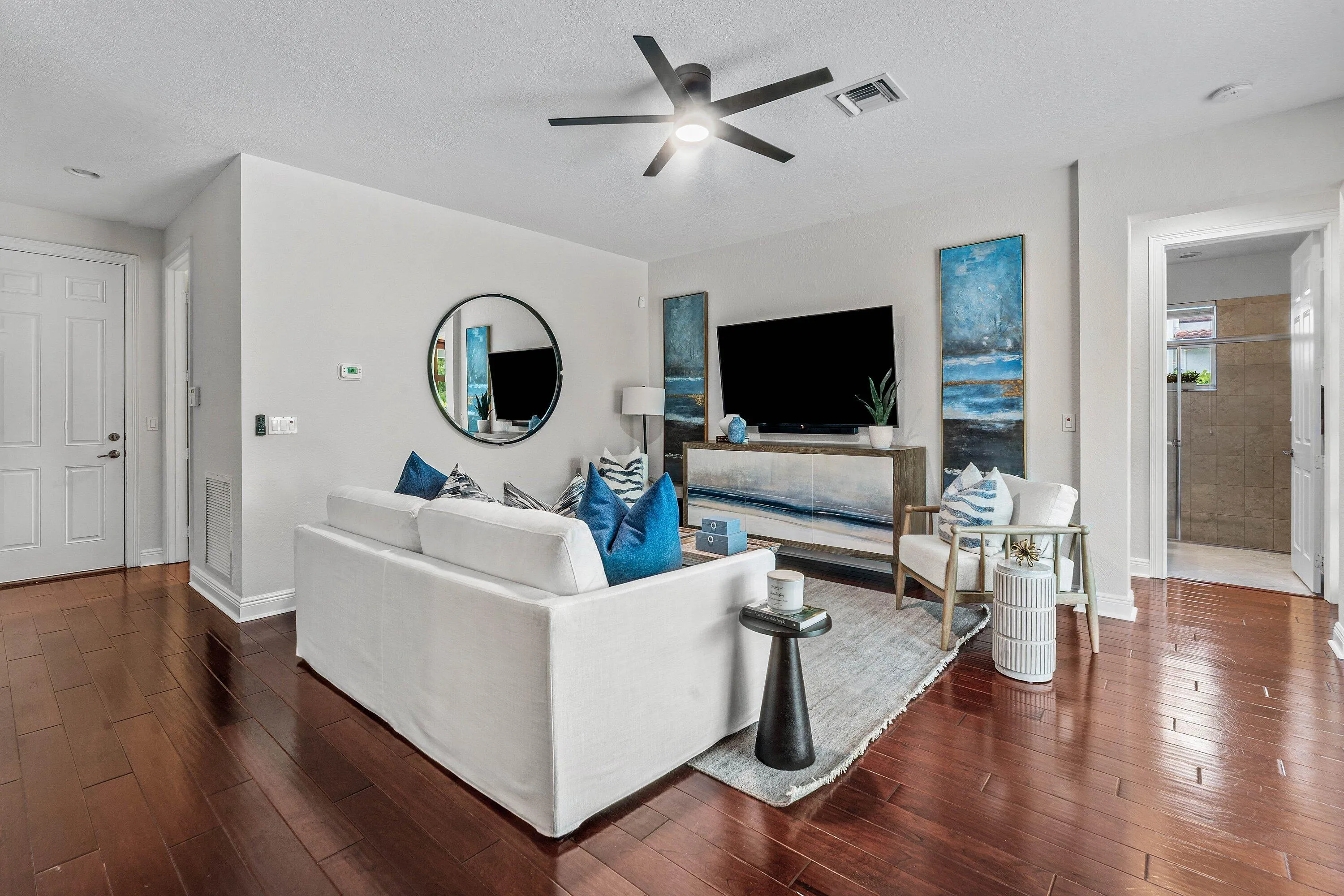 019-141UmbrellaPlace-Jupiter-FL-33458-SM