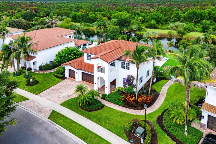 048-141UmbrellaPlace-Jupiter-FL-33458-SM