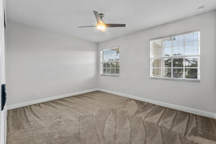 035-141UmbrellaPlace-Jupiter-FL-33458-SM