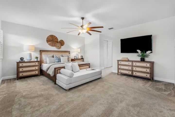 025-141UmbrellaPlace-Jupiter-FL-33458-SM
