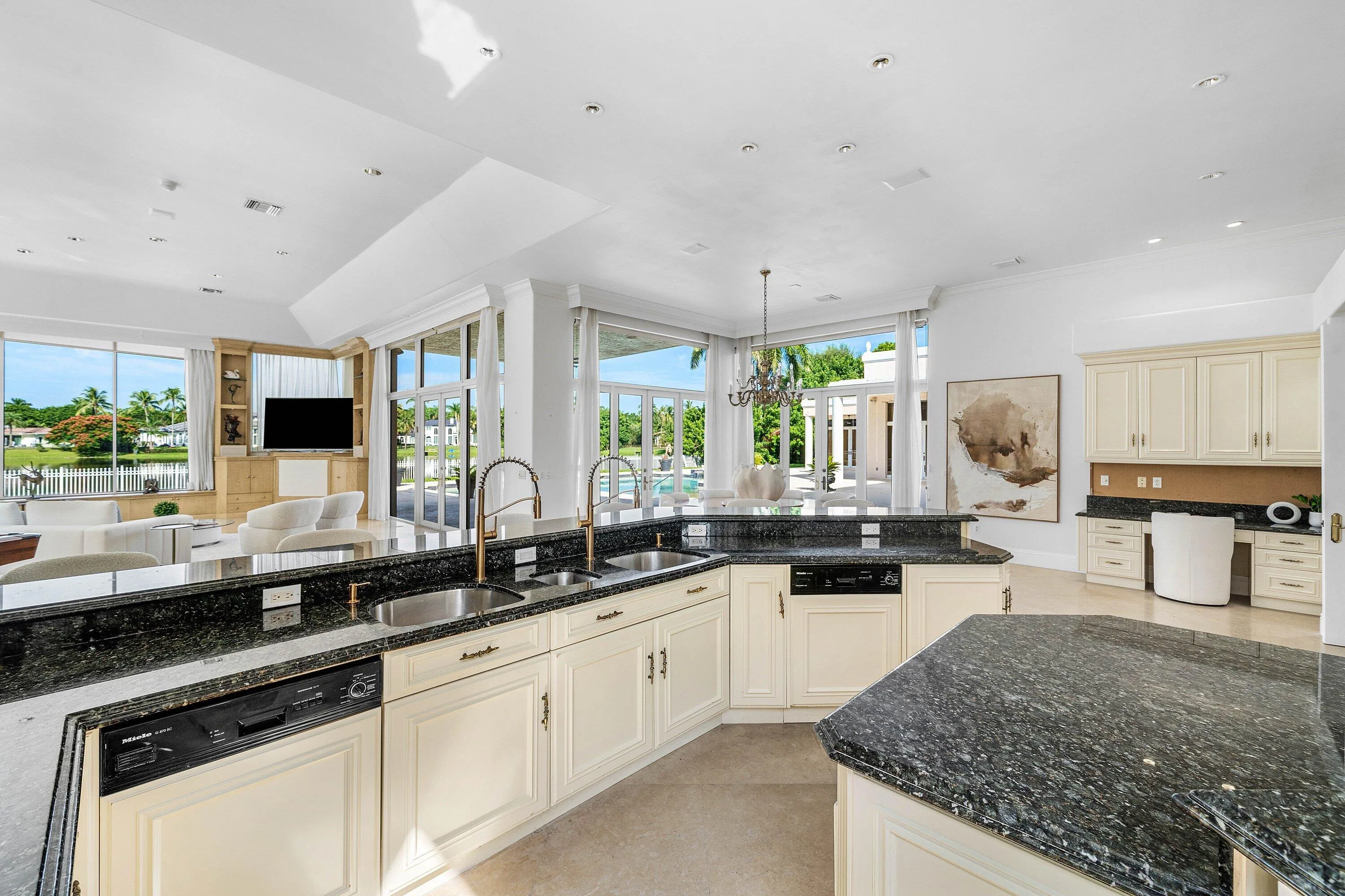 039-18161DaybreakDrive-BocaRaton-FL-3349