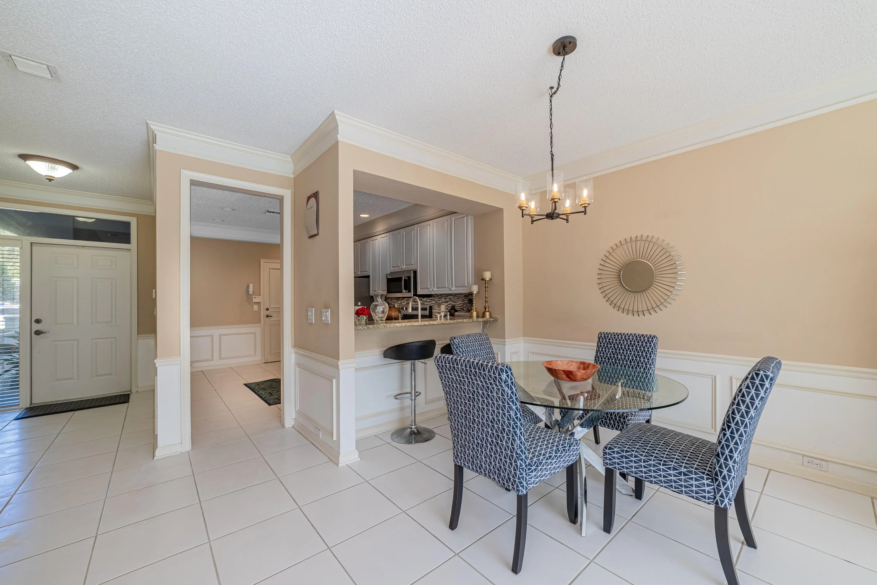 DiningArea