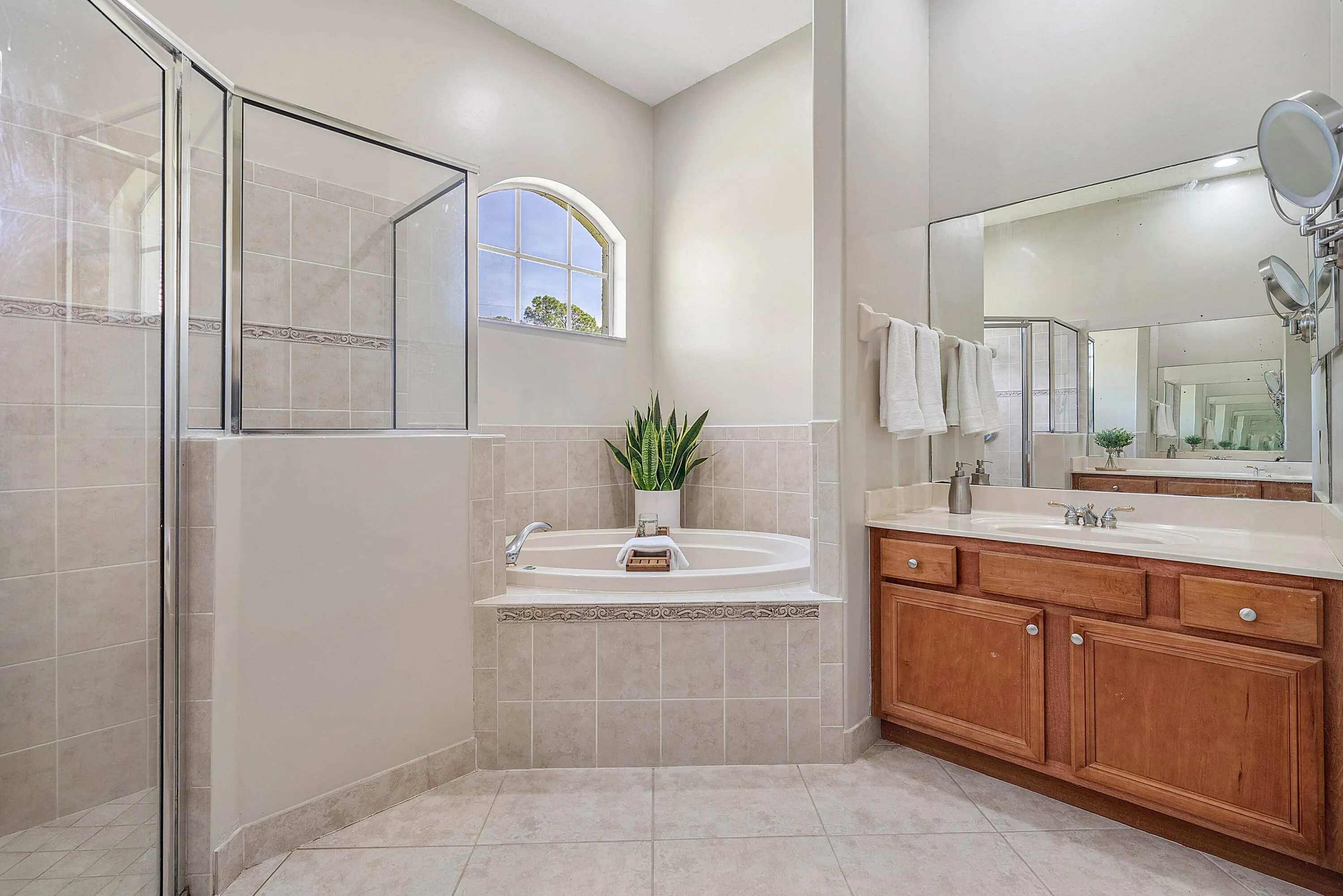 033-1317482ndLaneNorth-WestPalmBeach-FL-