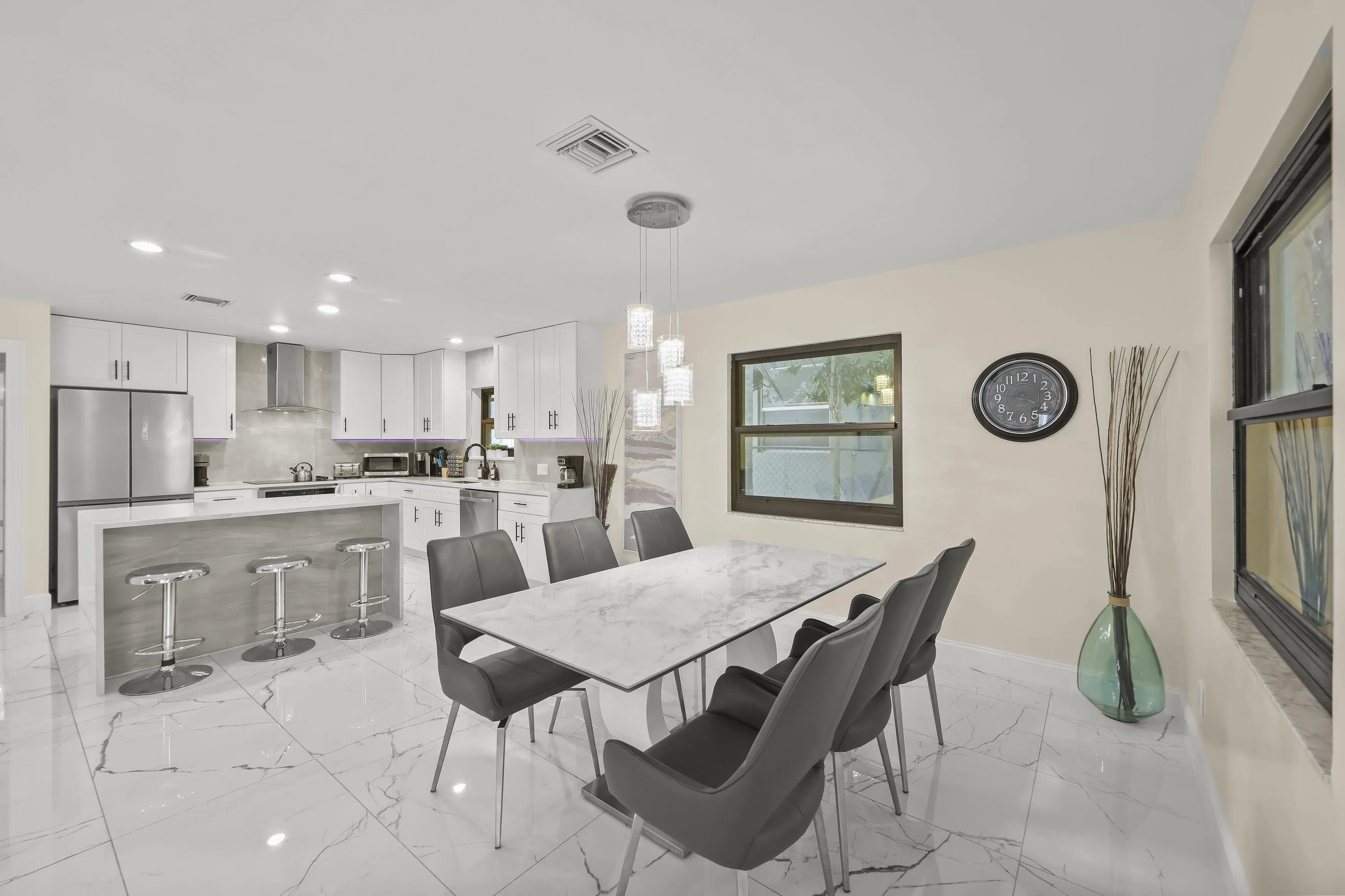 4406 SW 35th Ave - 13.jpg-FULL