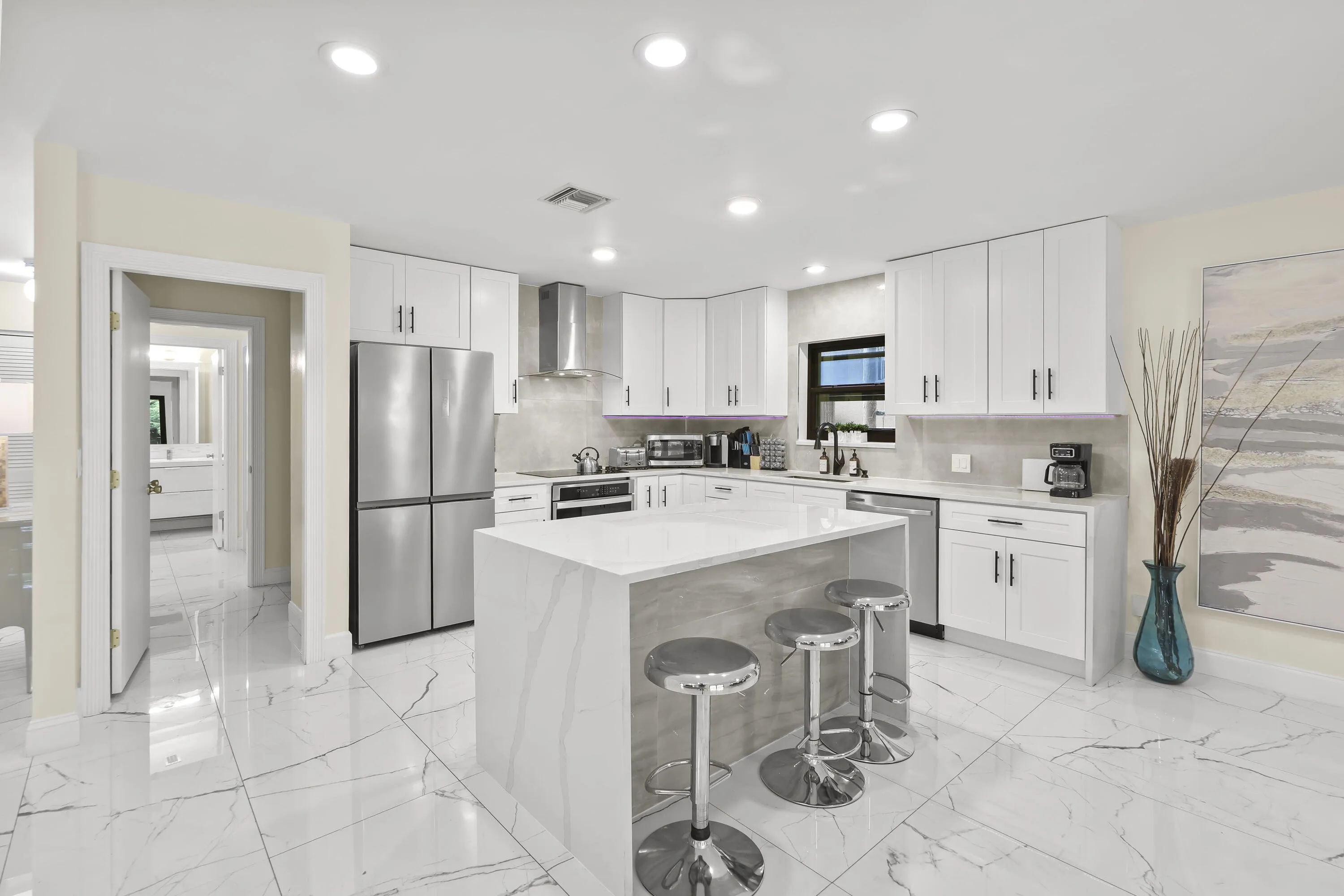 4406 SW 35th Ave - 16.jpg-FULL