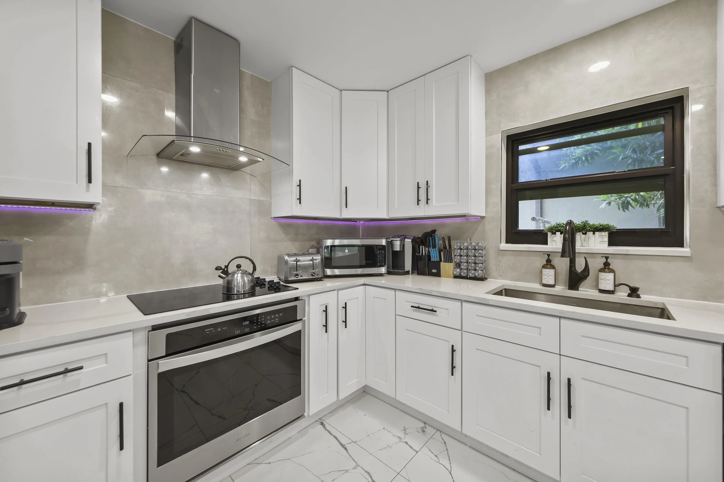 4406 SW 35th Ave - 19.jpg-FULL