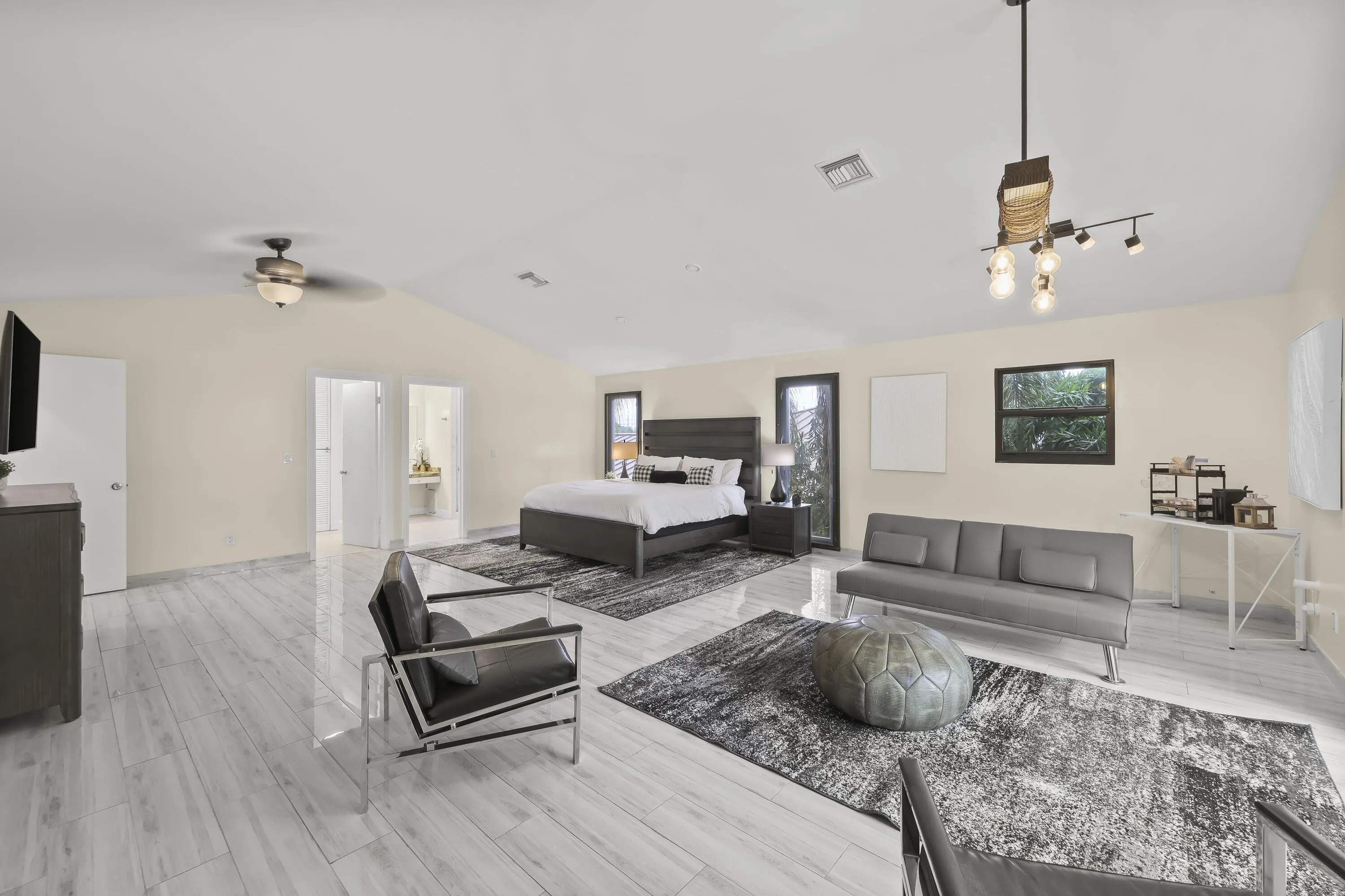 4406 SW 35th Ave - 46.jpg-FULL