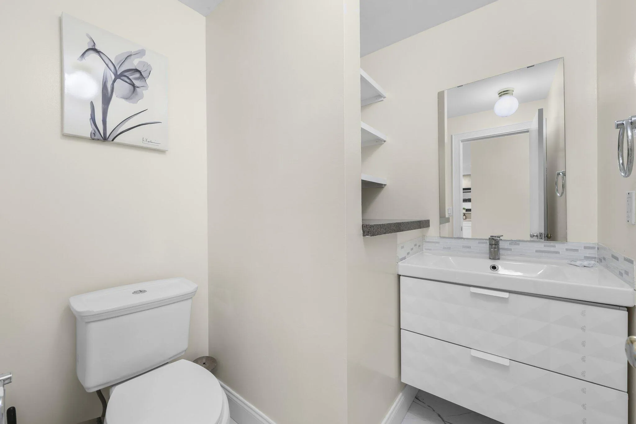 4406 Southwest 35th Avenue - 3.jpg-SMALL