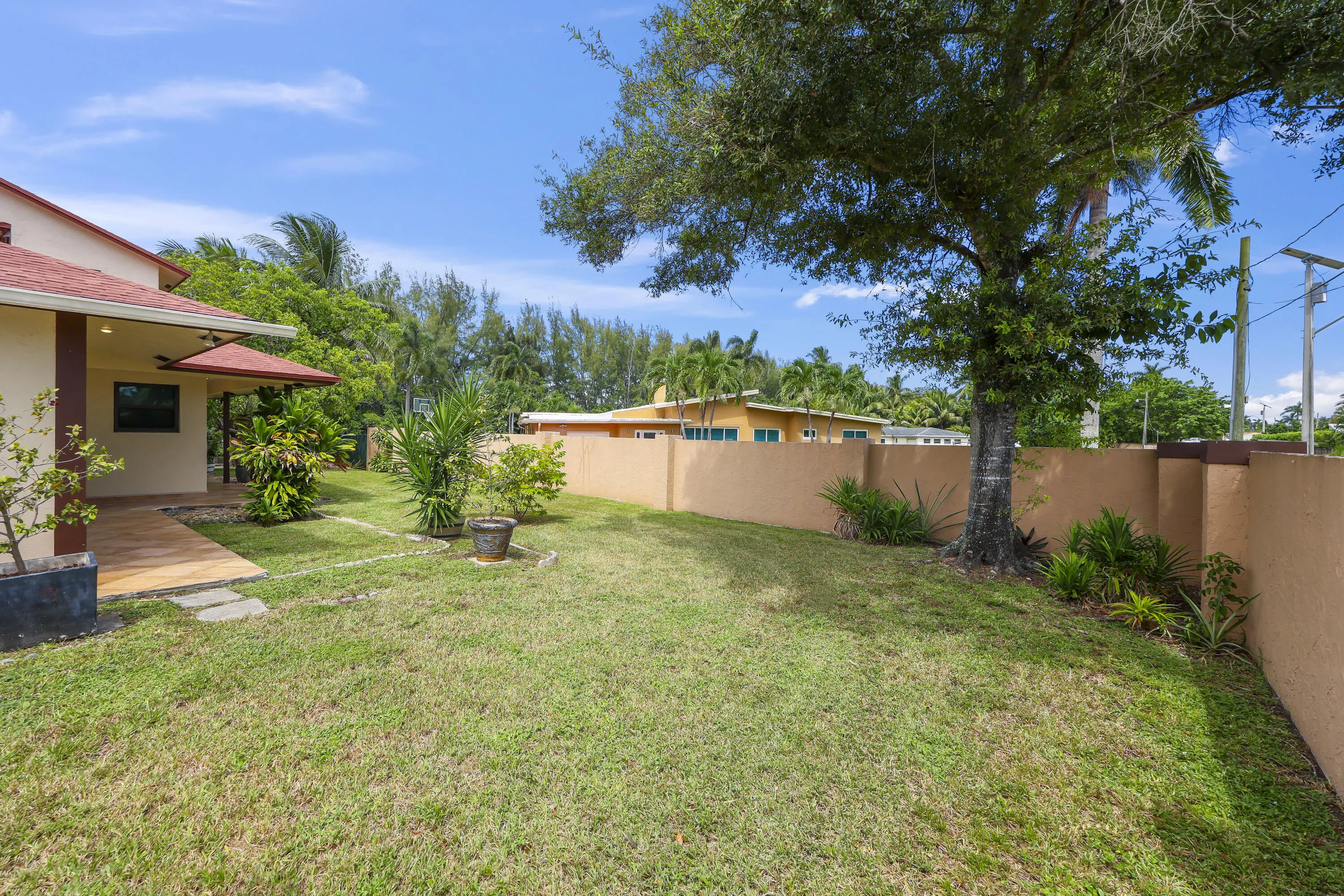 4406 SW 35th Ave - 5.jpg-FULL