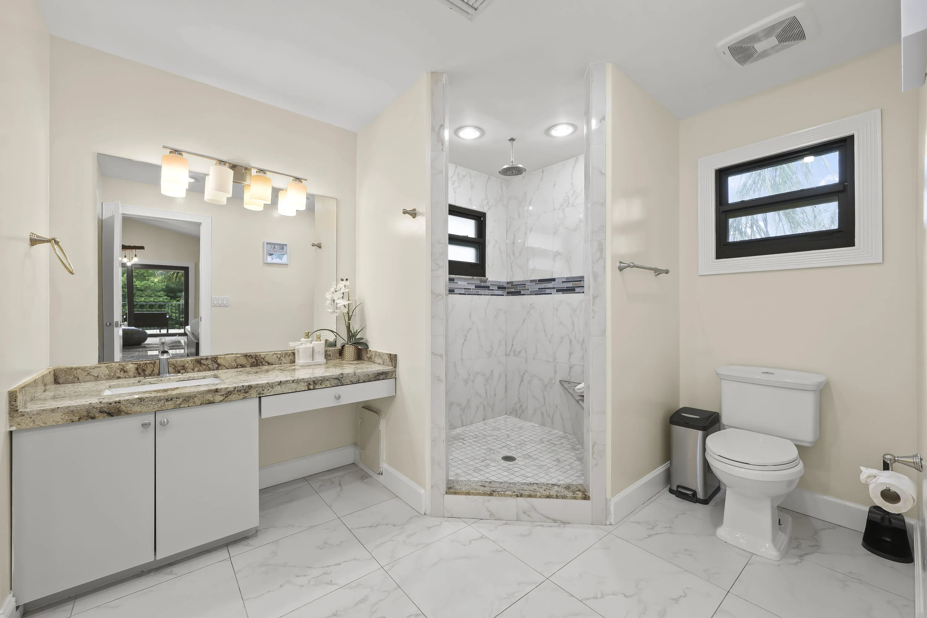 4406 SW 35th Ave - 47.jpg-FULL