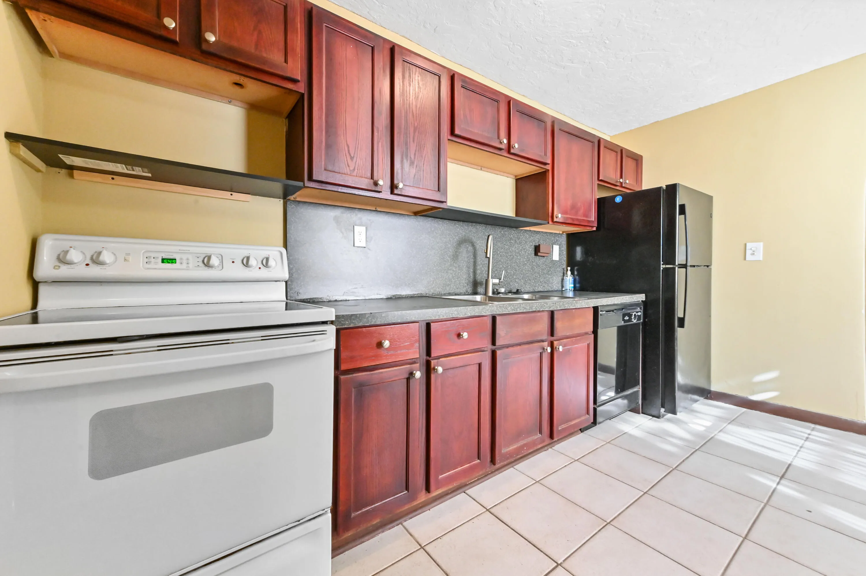 07 Kitchen 03
