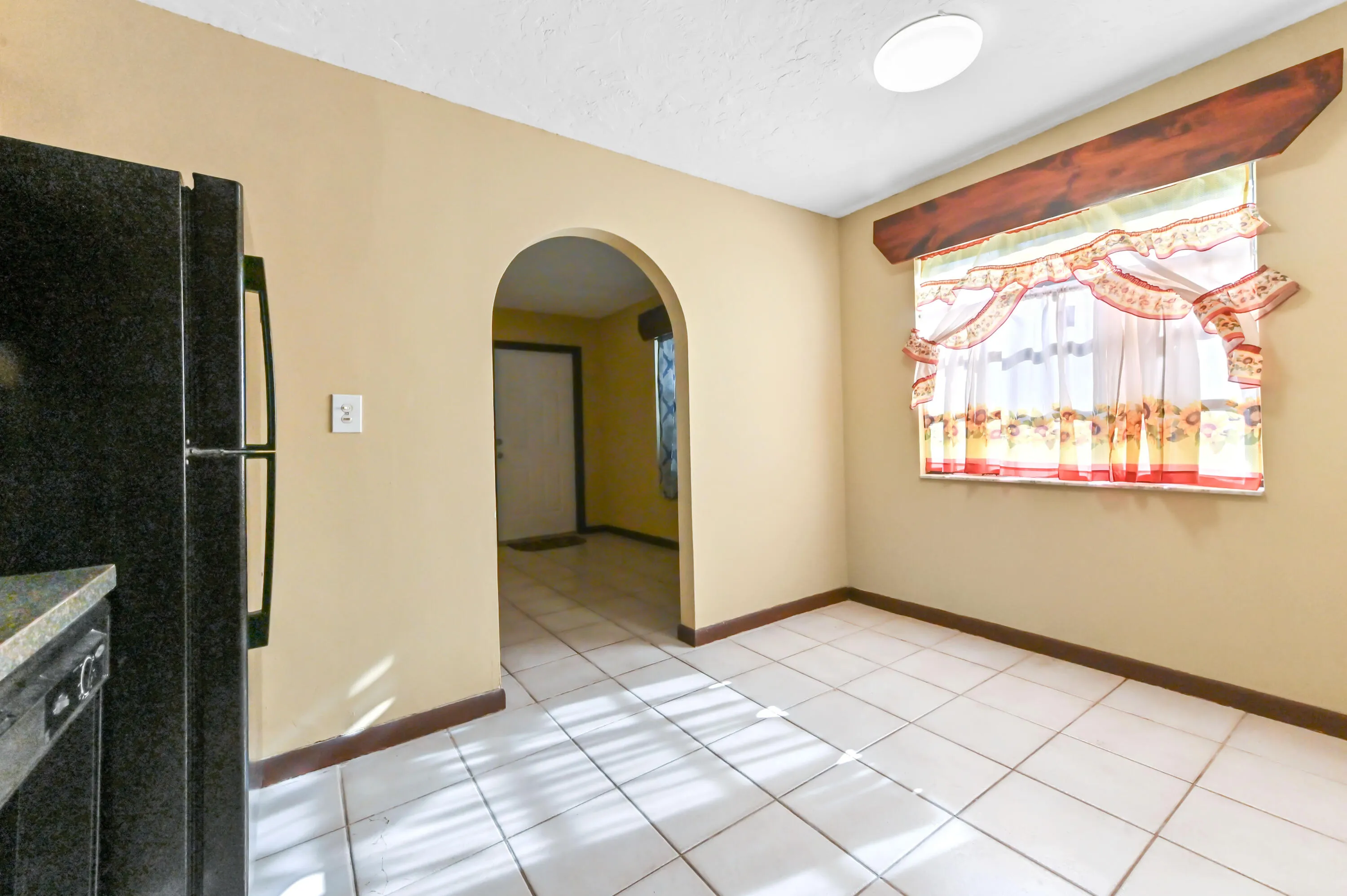 08 Dining area 01