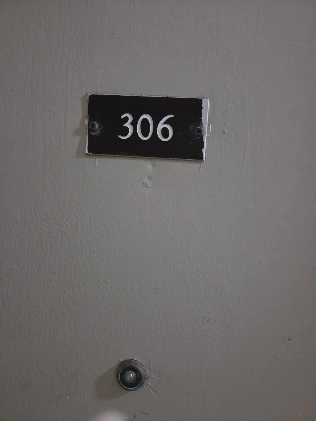 2401 RIVERSIDE APT 306 FRONT DOOR