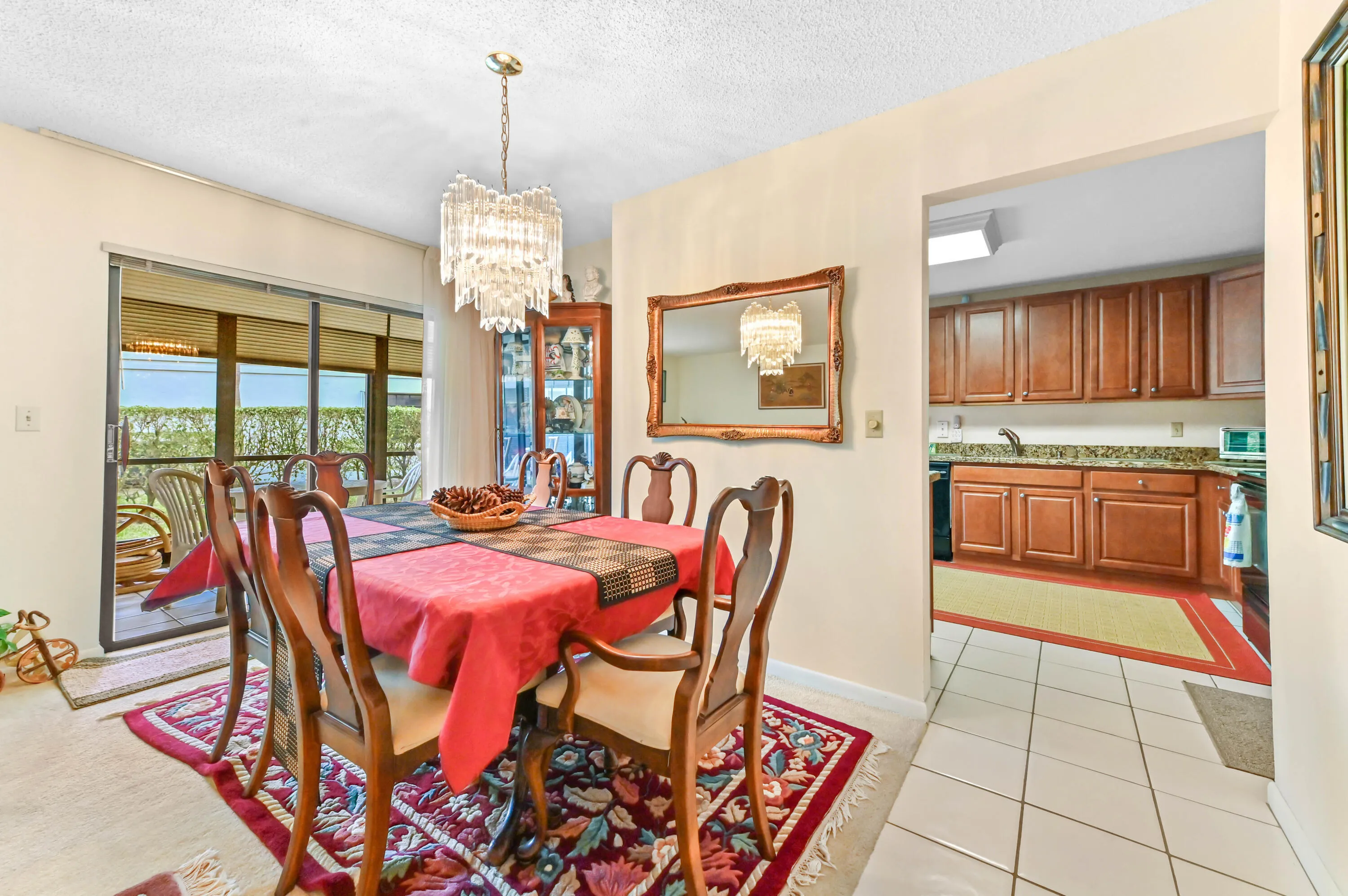 12 Dining rooom 03