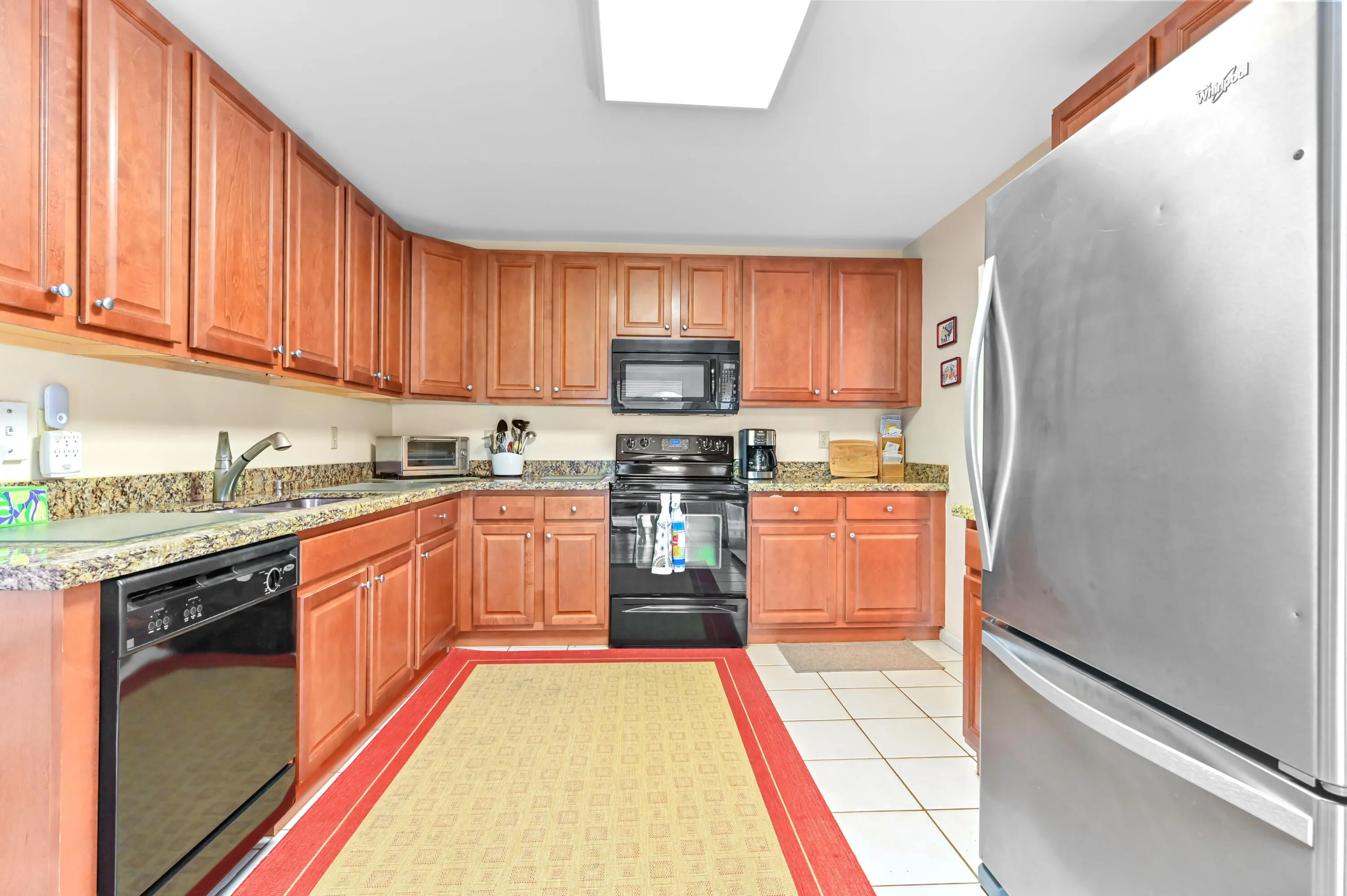 14 Kitchen 02