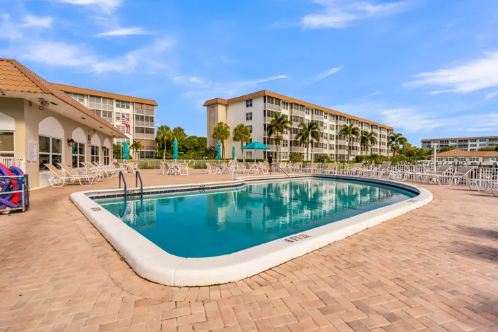 1 of 3 pools