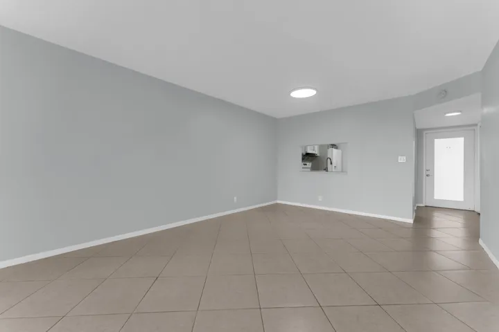 Dining Rm