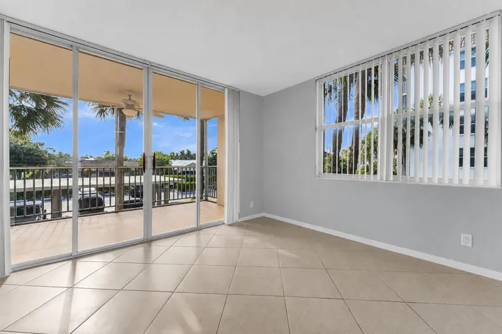 Living Room Corner balcony