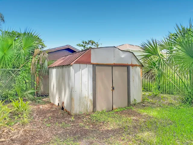 18 Shed