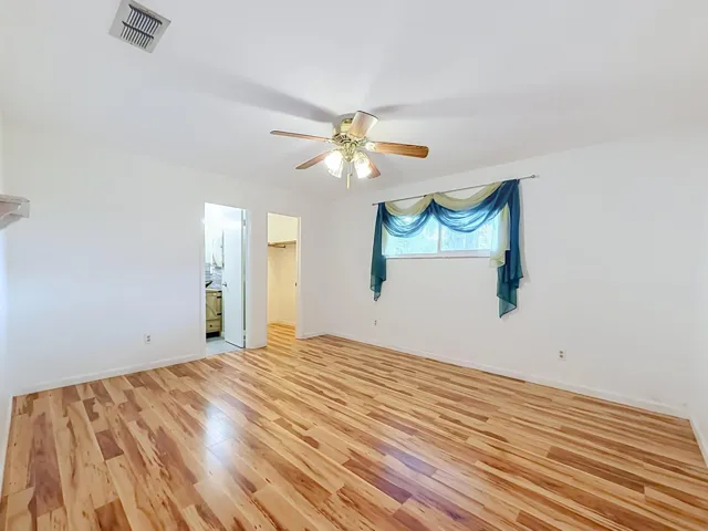 10 Primary Bedroom