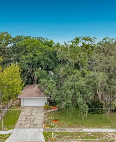 22 Arial Front of House-copy