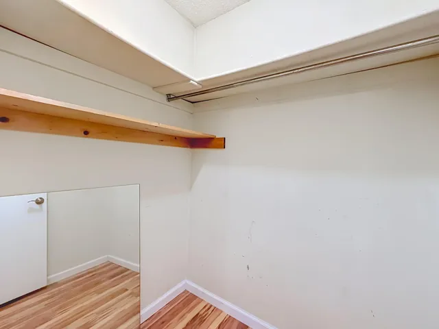 Walk In Closet