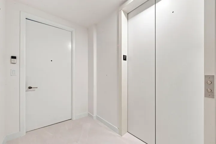 Private Foyer