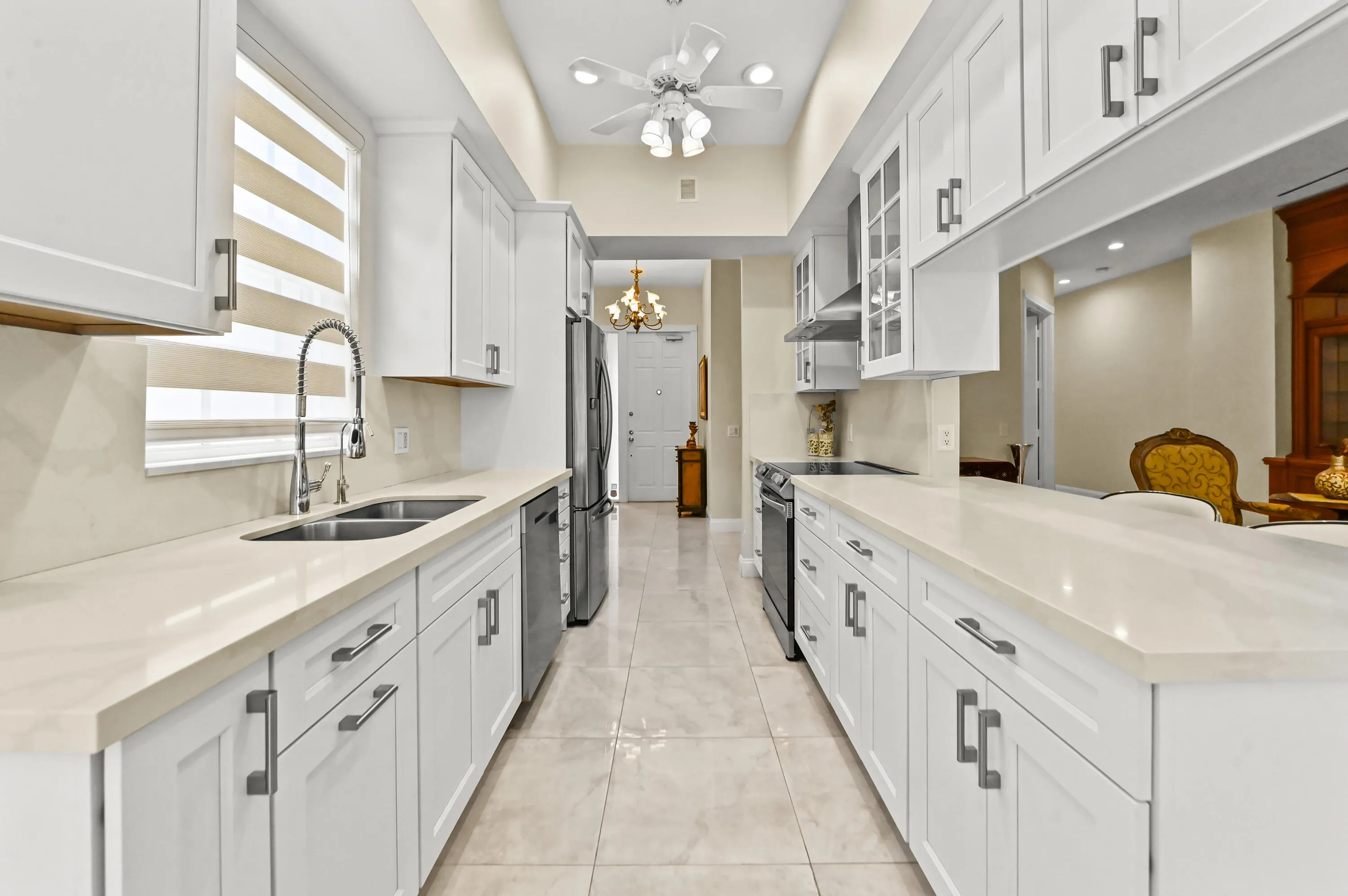 14 Kitchen 01