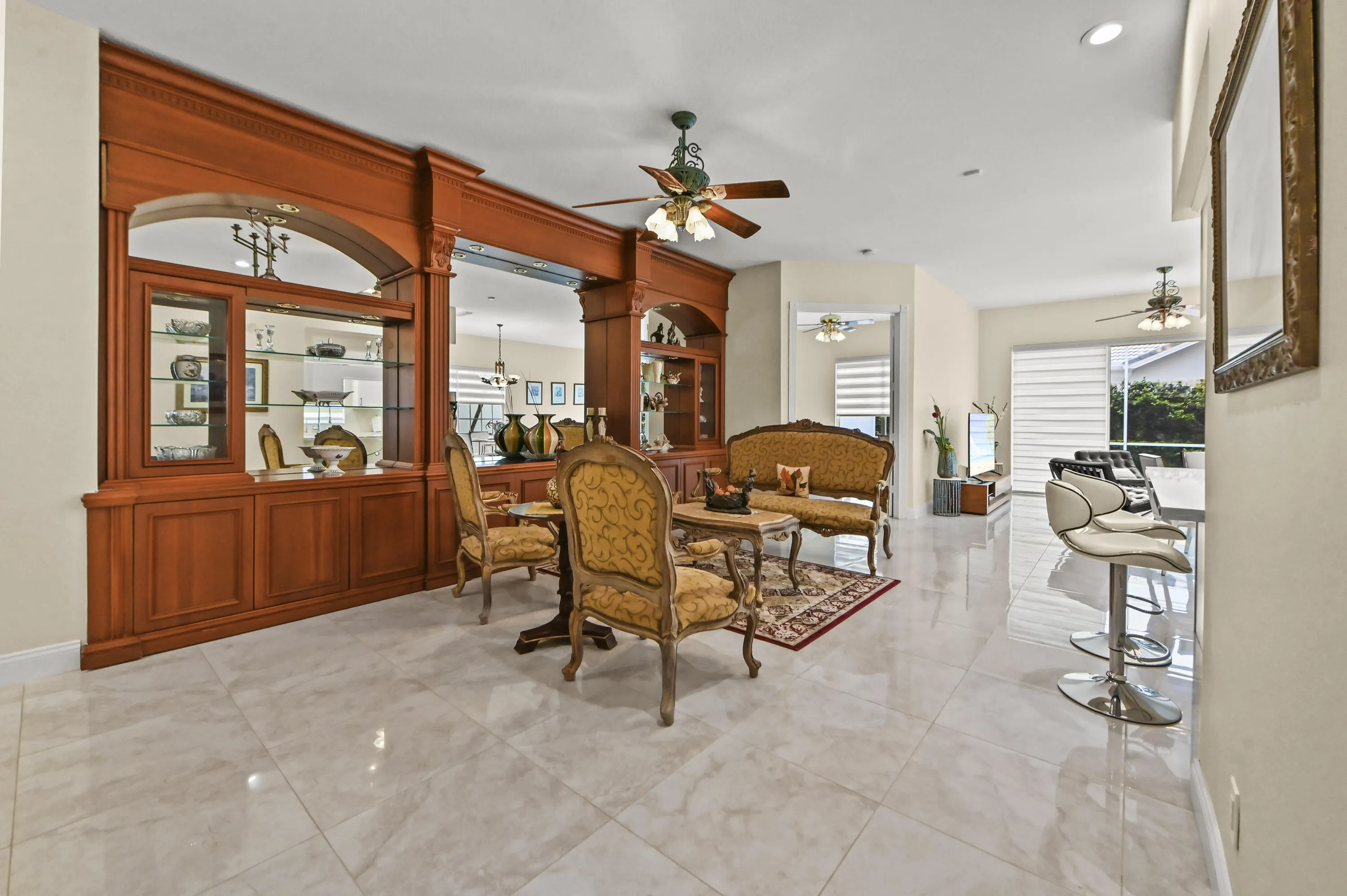 06 Living room 01