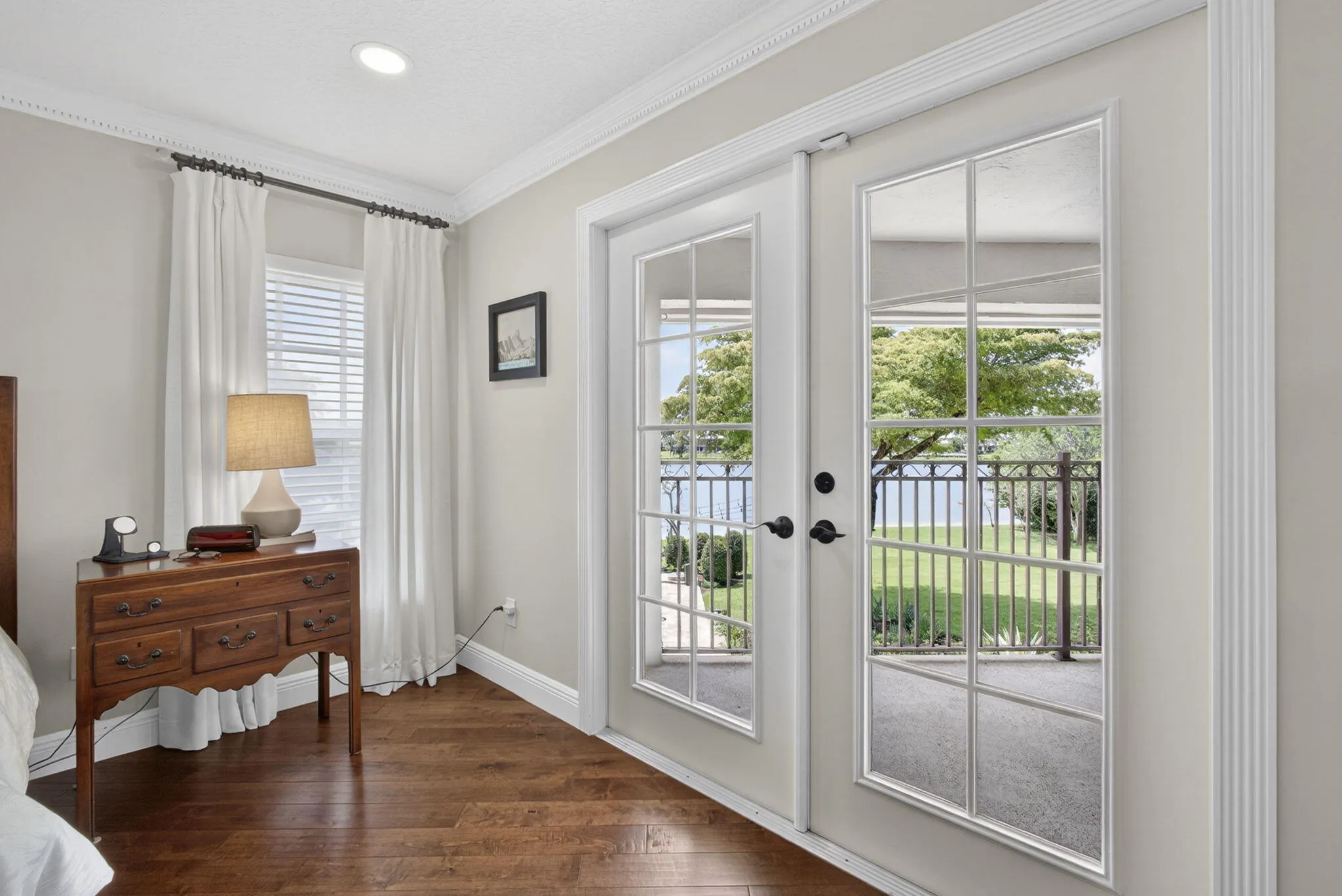63-web-or-mls-BS1A5668