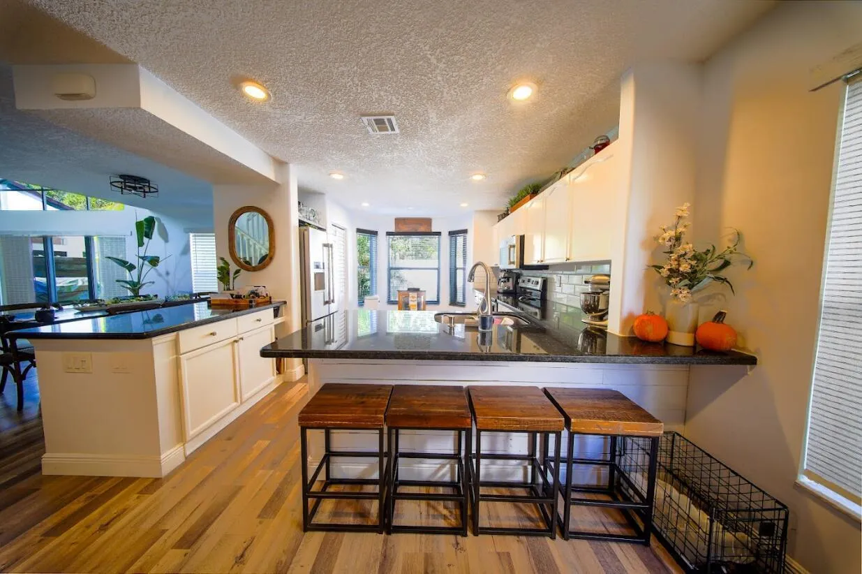 Kitchen/Dining