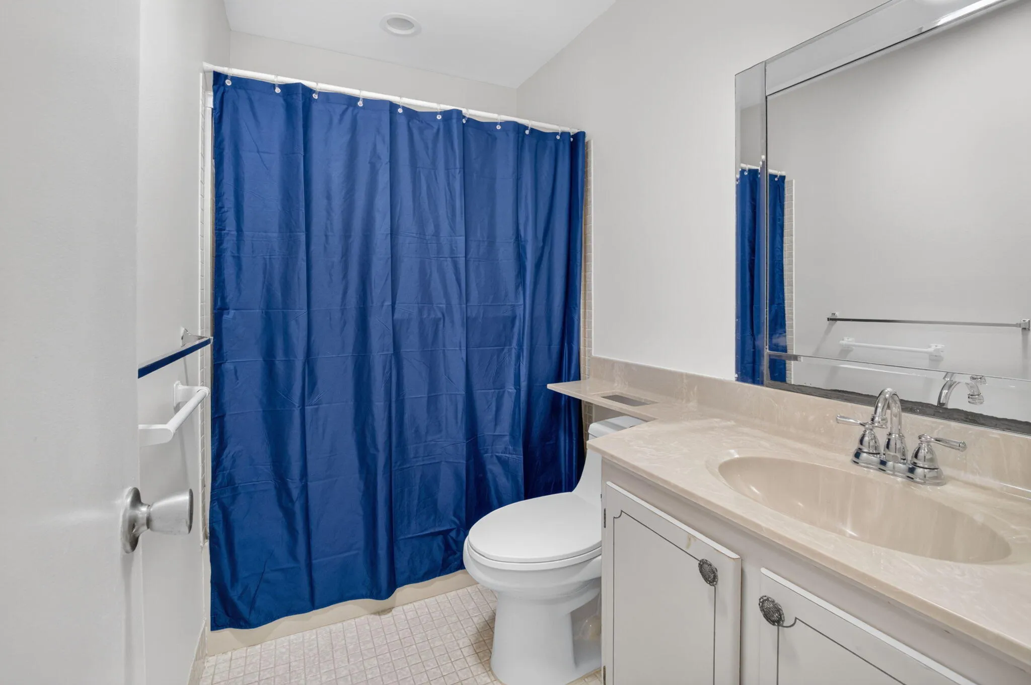 Guest bath