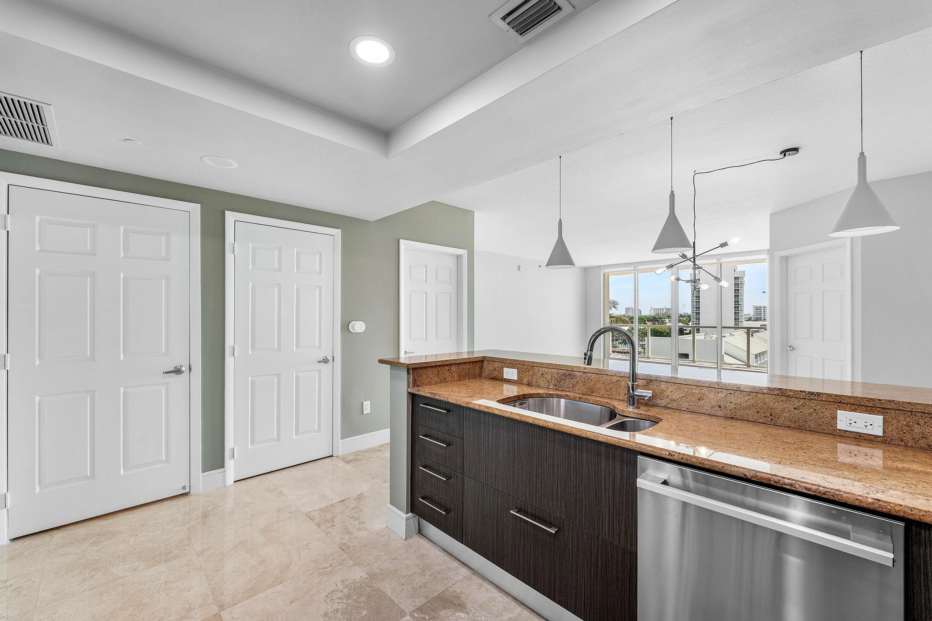007-1819Southeast17thStreet-FortLauderda