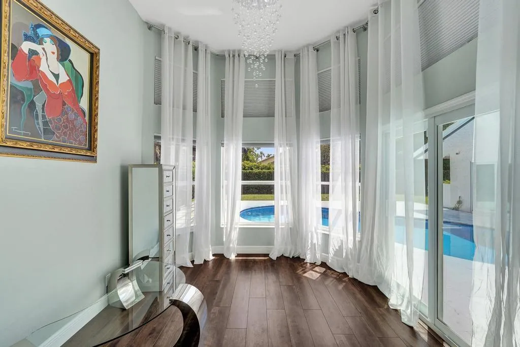 Primary w/Pool Views