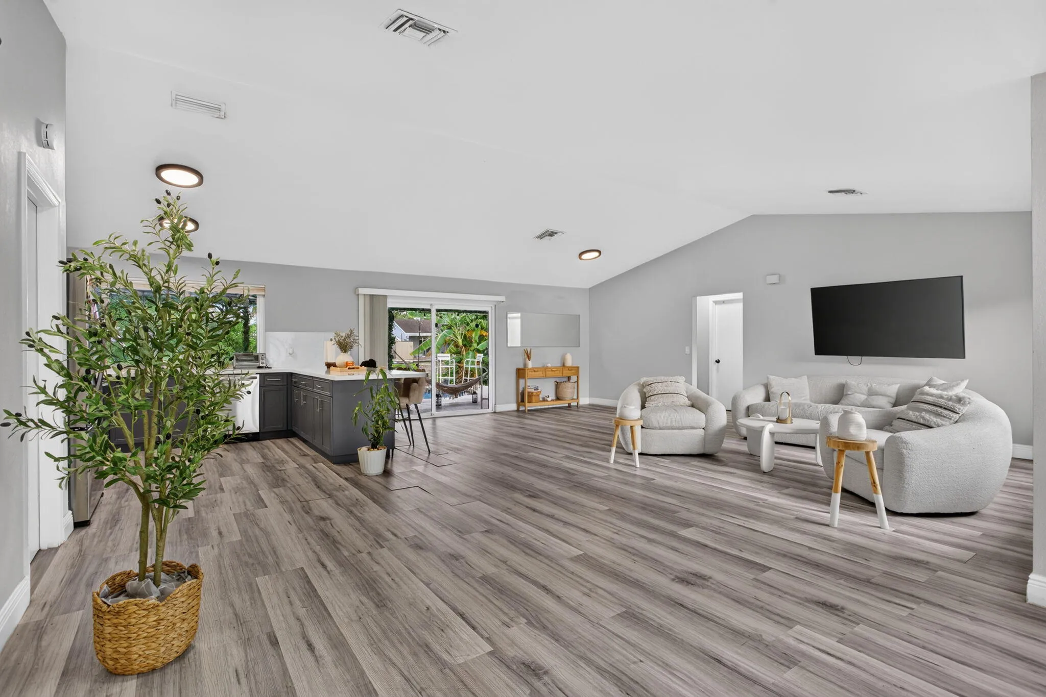 6-web-or-mls-4950-4792