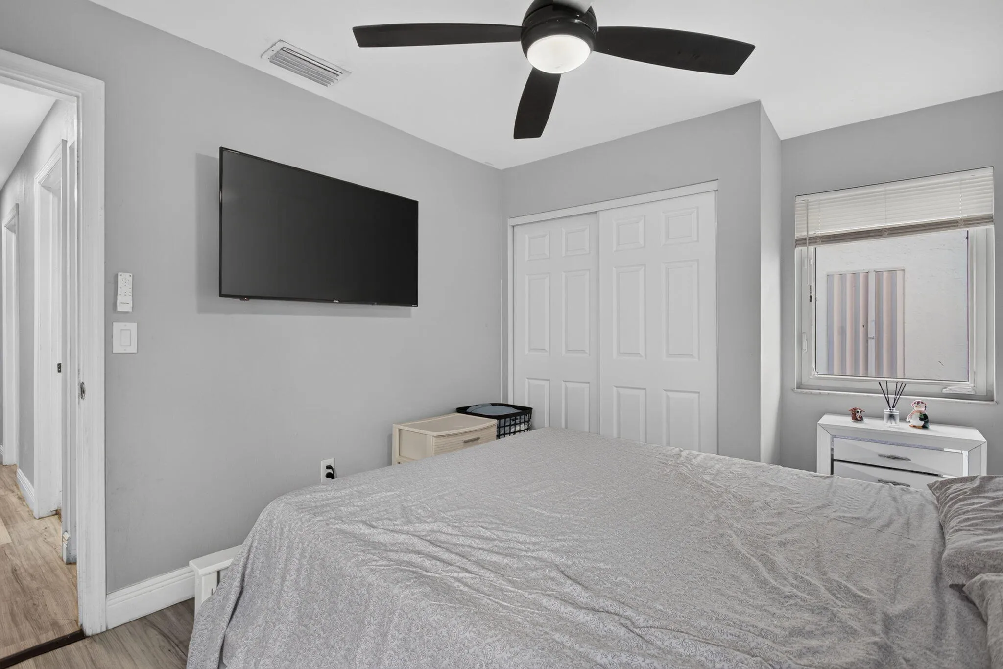 24-web-or-mls-4950-4882