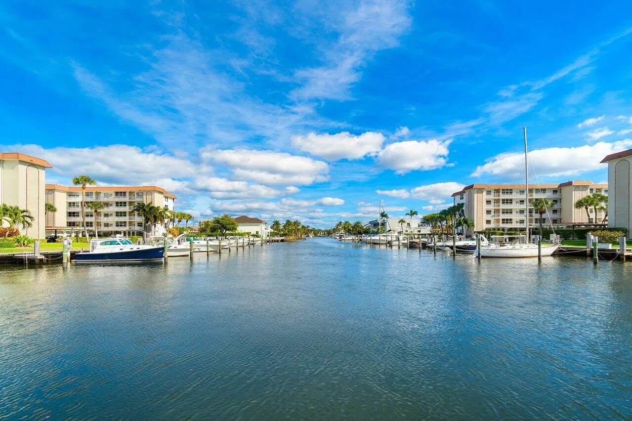 053-2809FloridaBoulevard-310-DelrayBeach