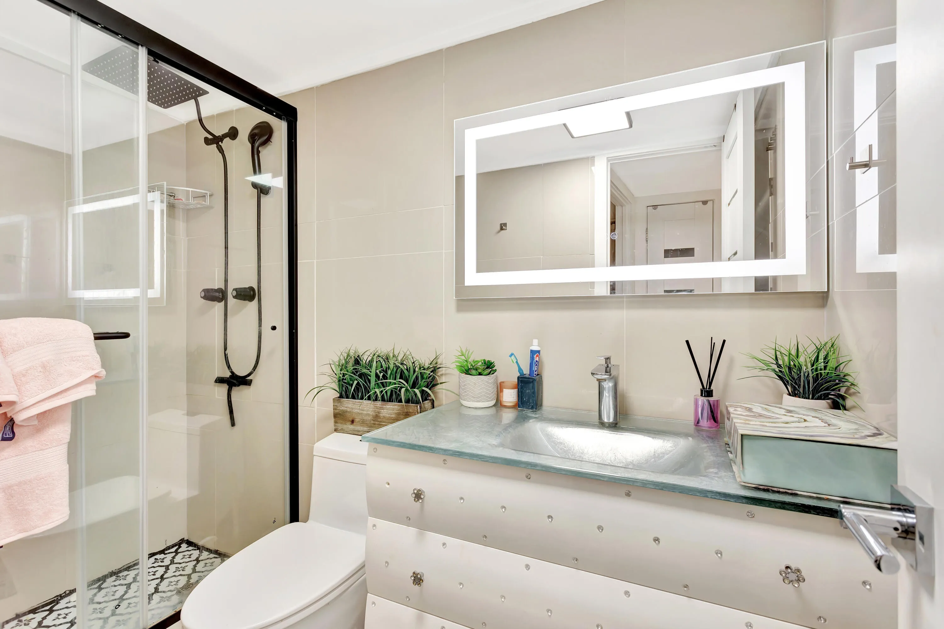 Guest Bathroom