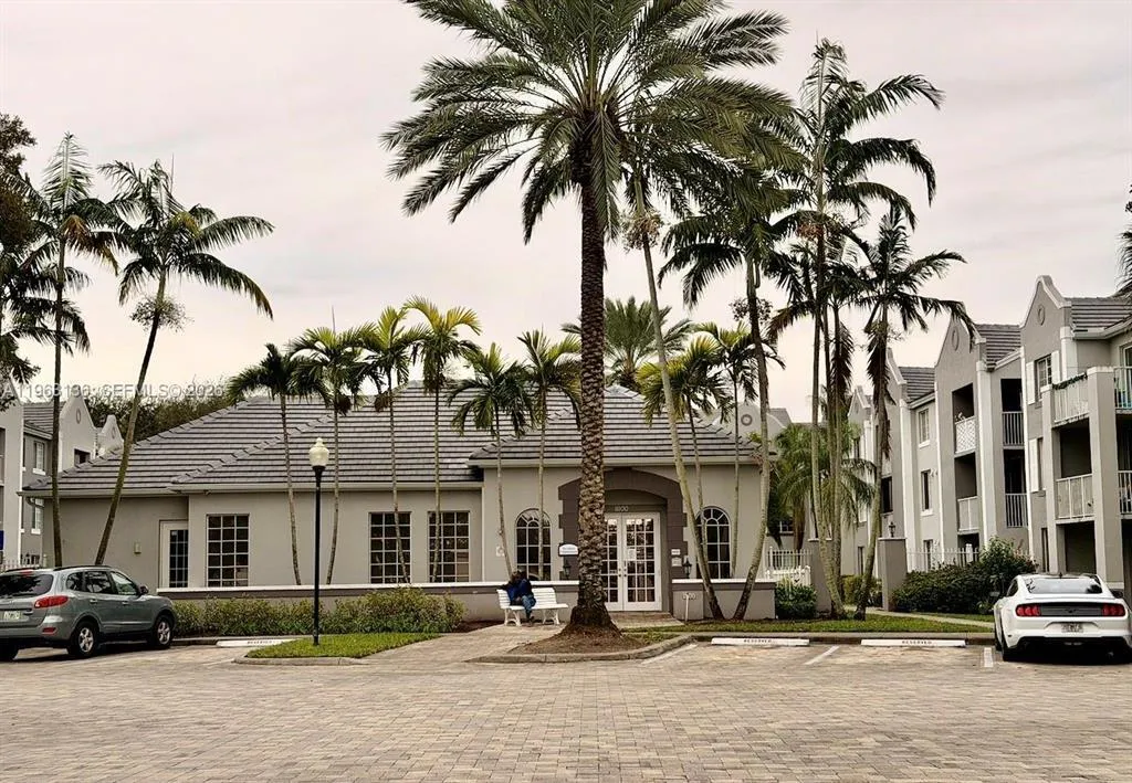522 culb house