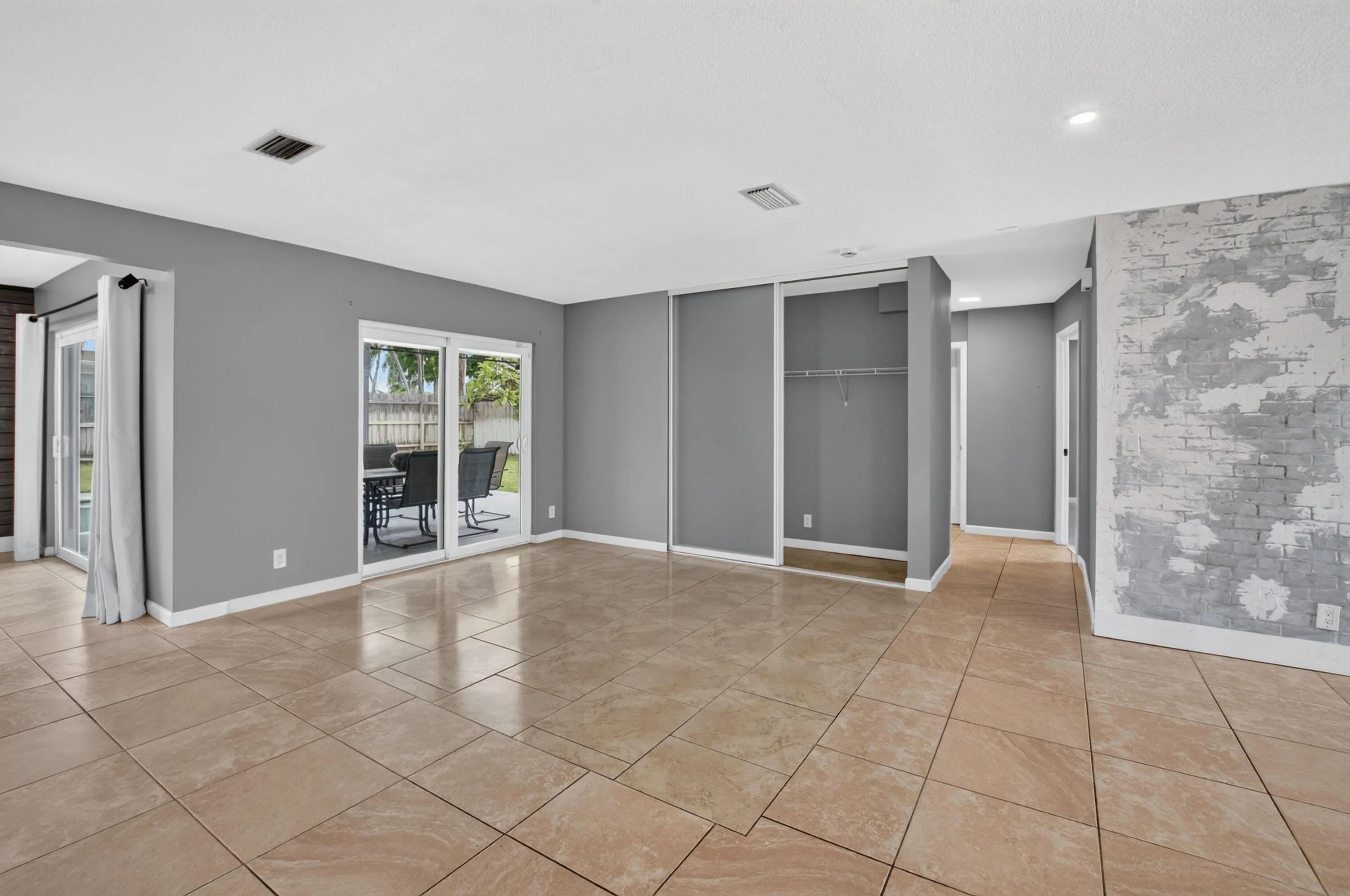 where 3rd bedroom was