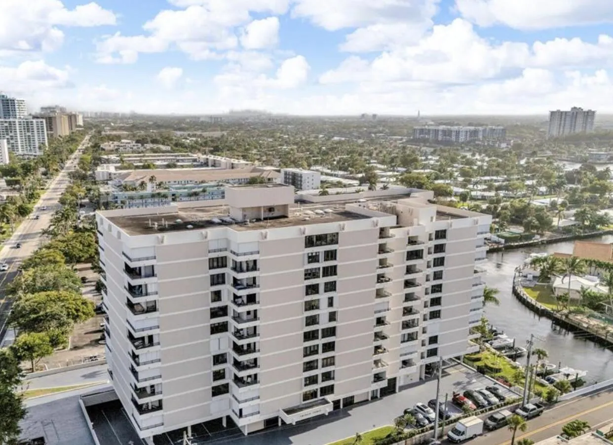Emerald Tower ariel 2