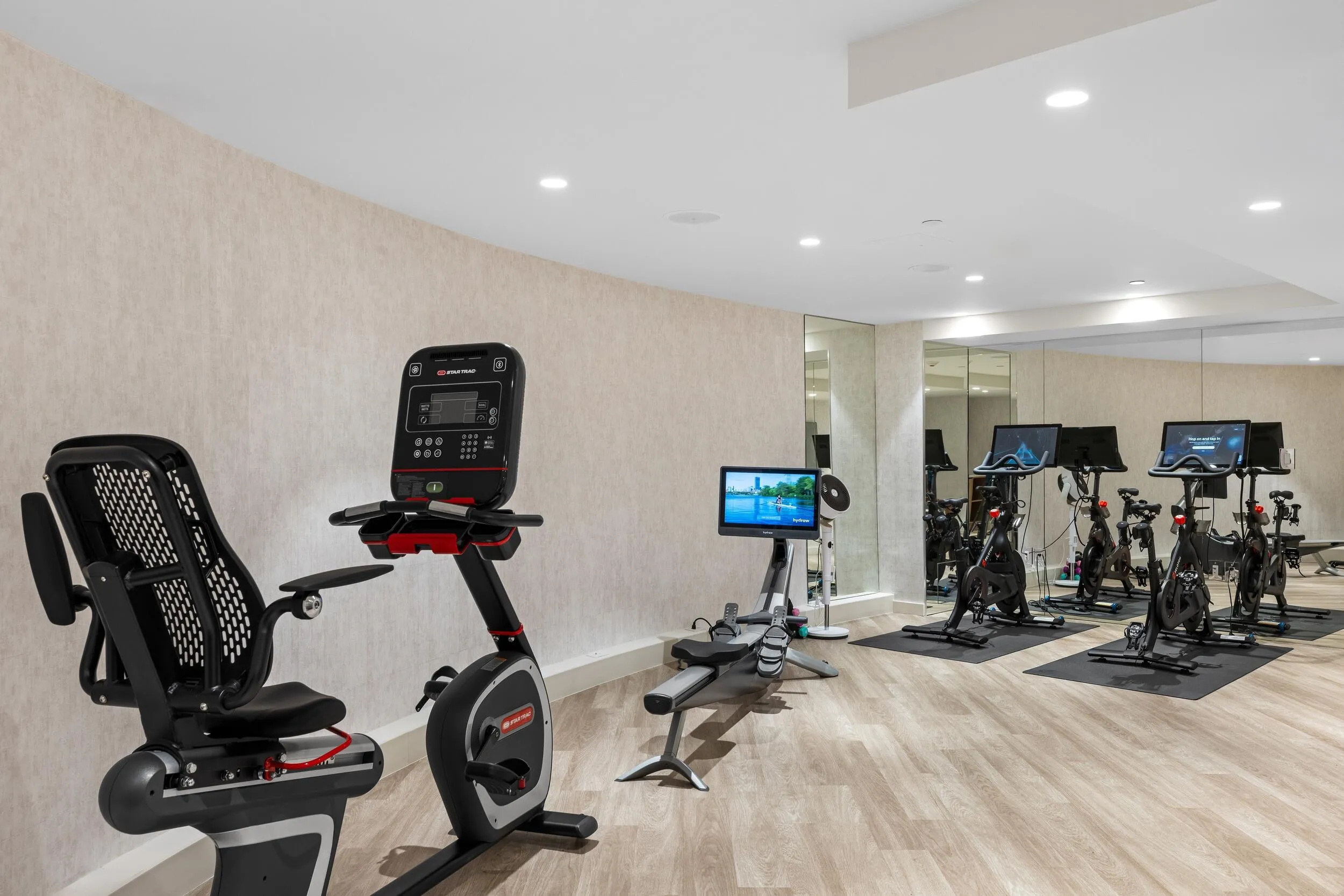 Presidential Place Gym