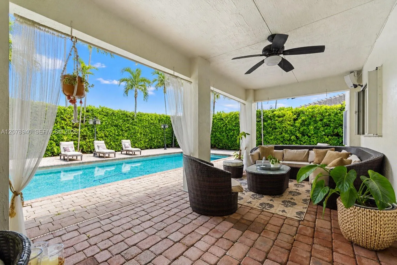 Property photo 114